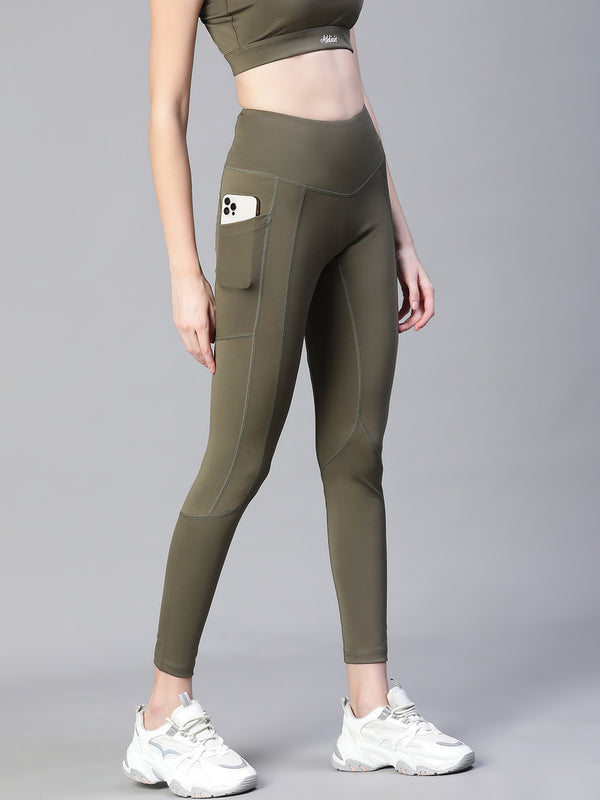 Kinetic Panel Legging Olive