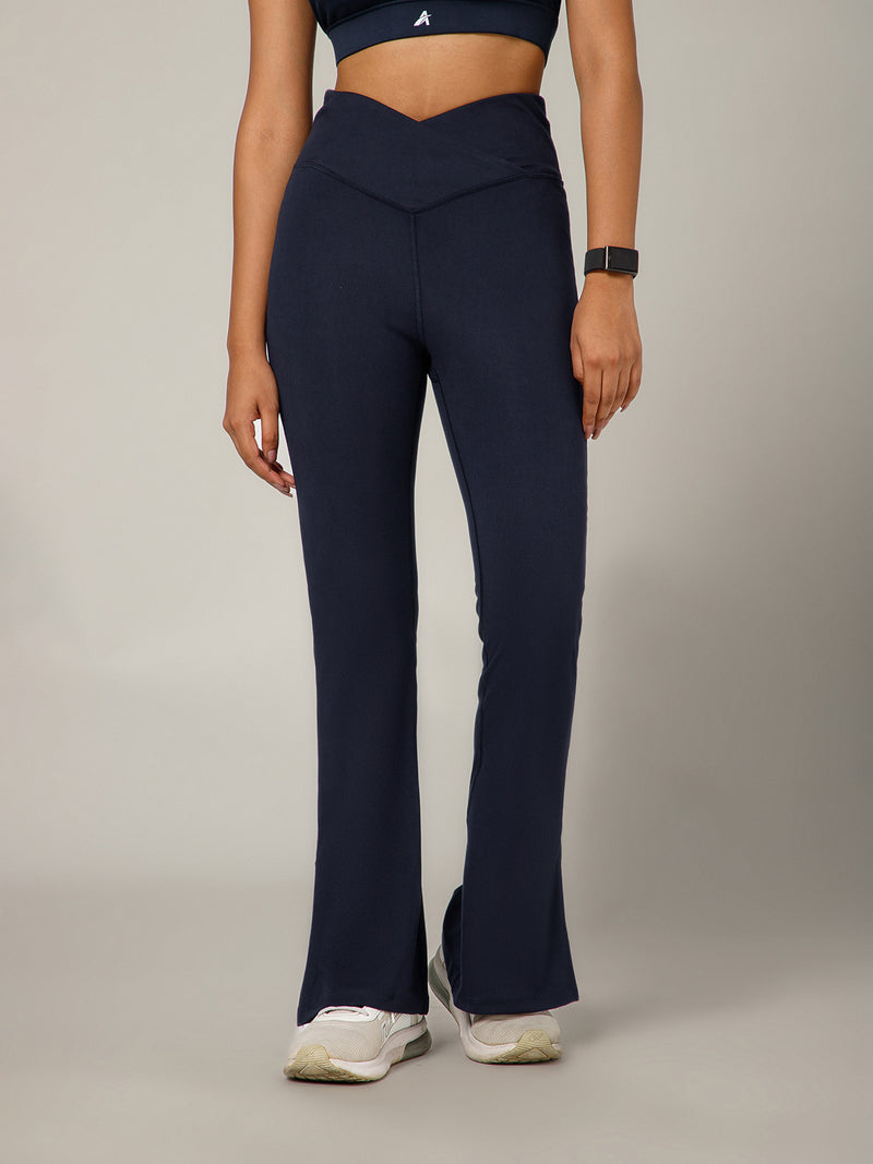 V-Shape Flare Pant Navy