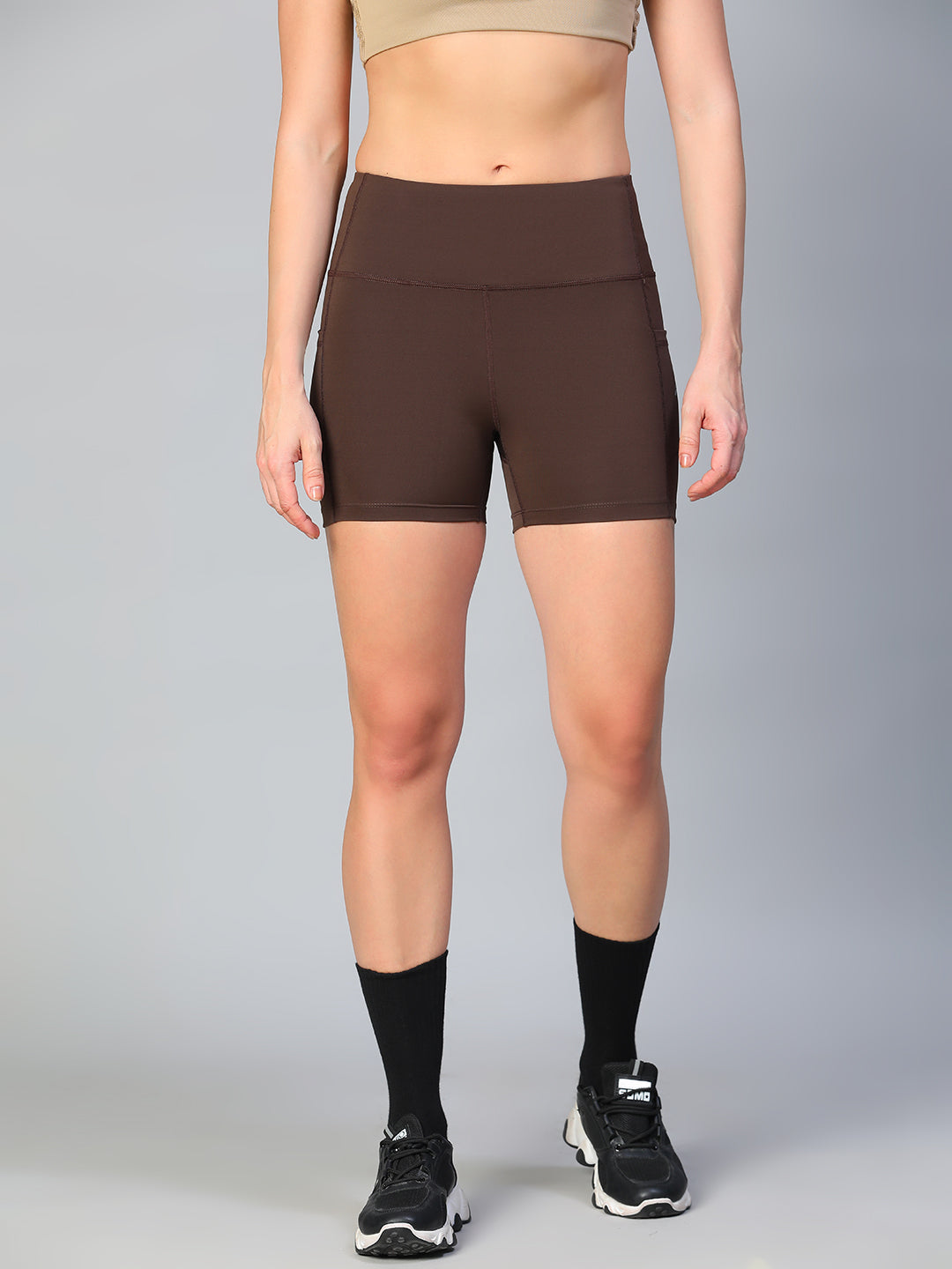Aura Training Shorts Brown