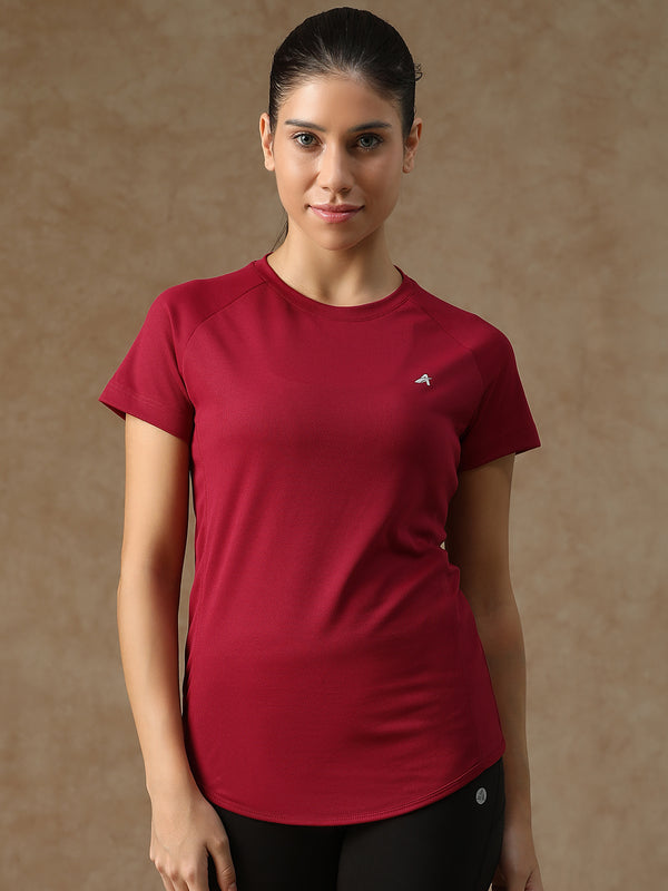 V Panel T-Shirt Maroon