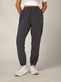 NS Staple Jogger Graphite