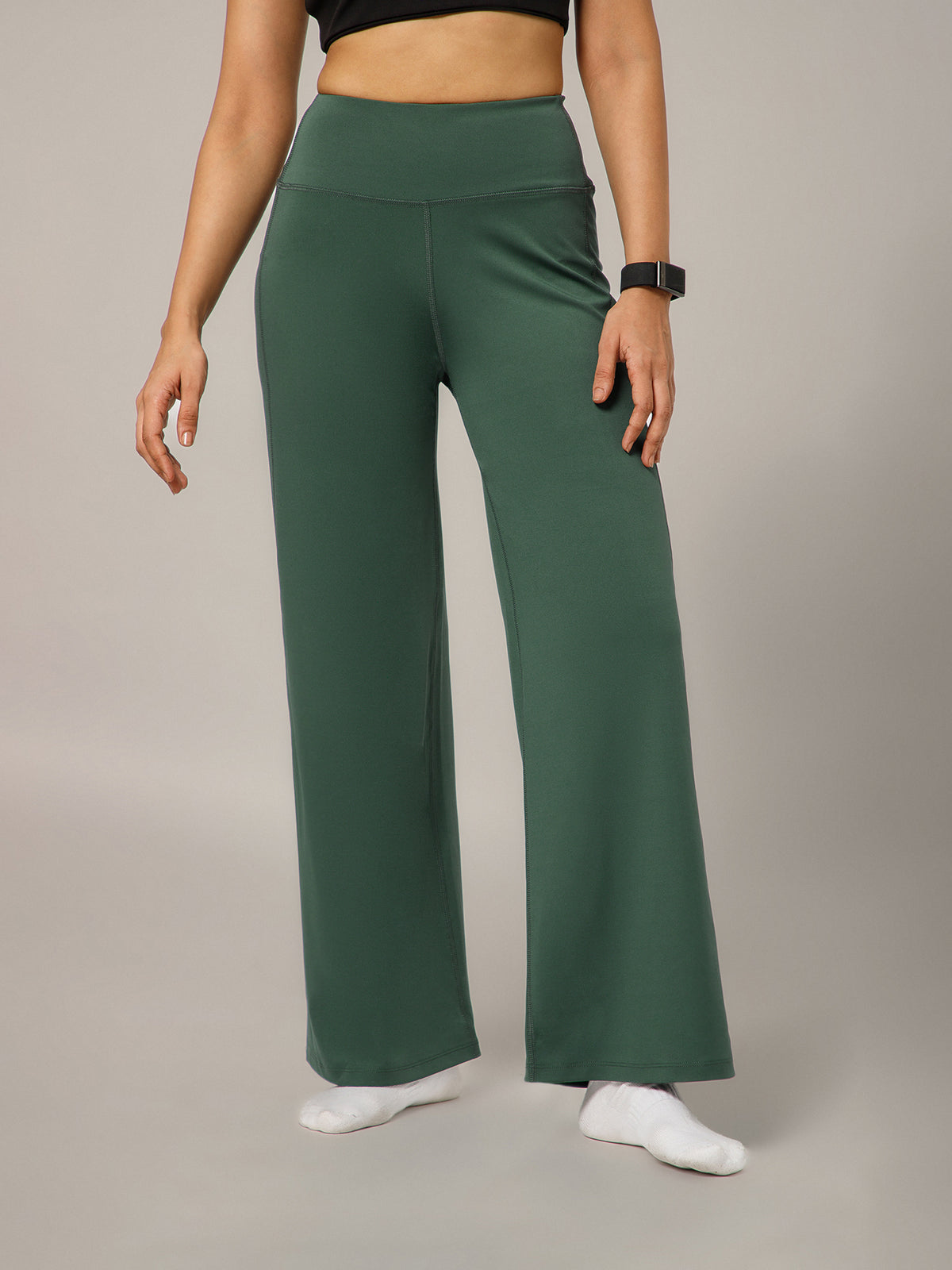 On The Go Wide Flare Pant Forest Green