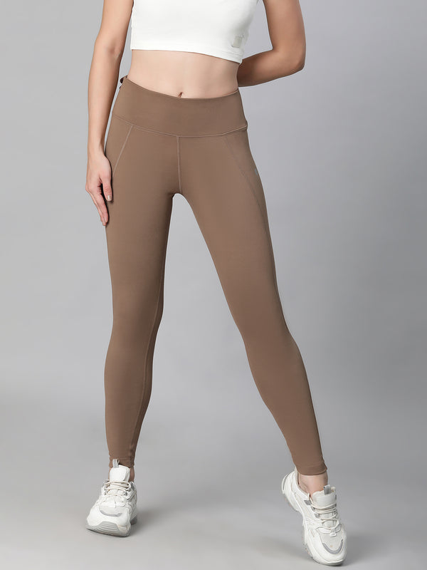 Essential High-Rise Leggings Tan