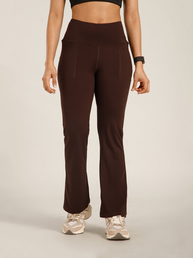 Defined Seam Flare Pant Brown