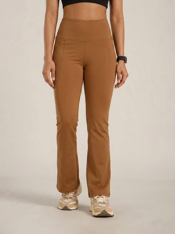 Defined Seam Flare Pant Tan