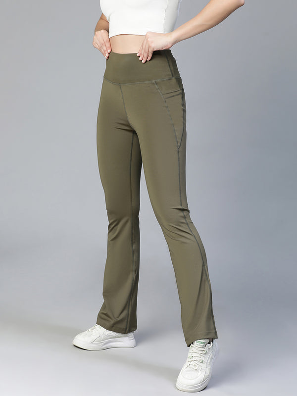 Active Sculpt Flare Pant Olive