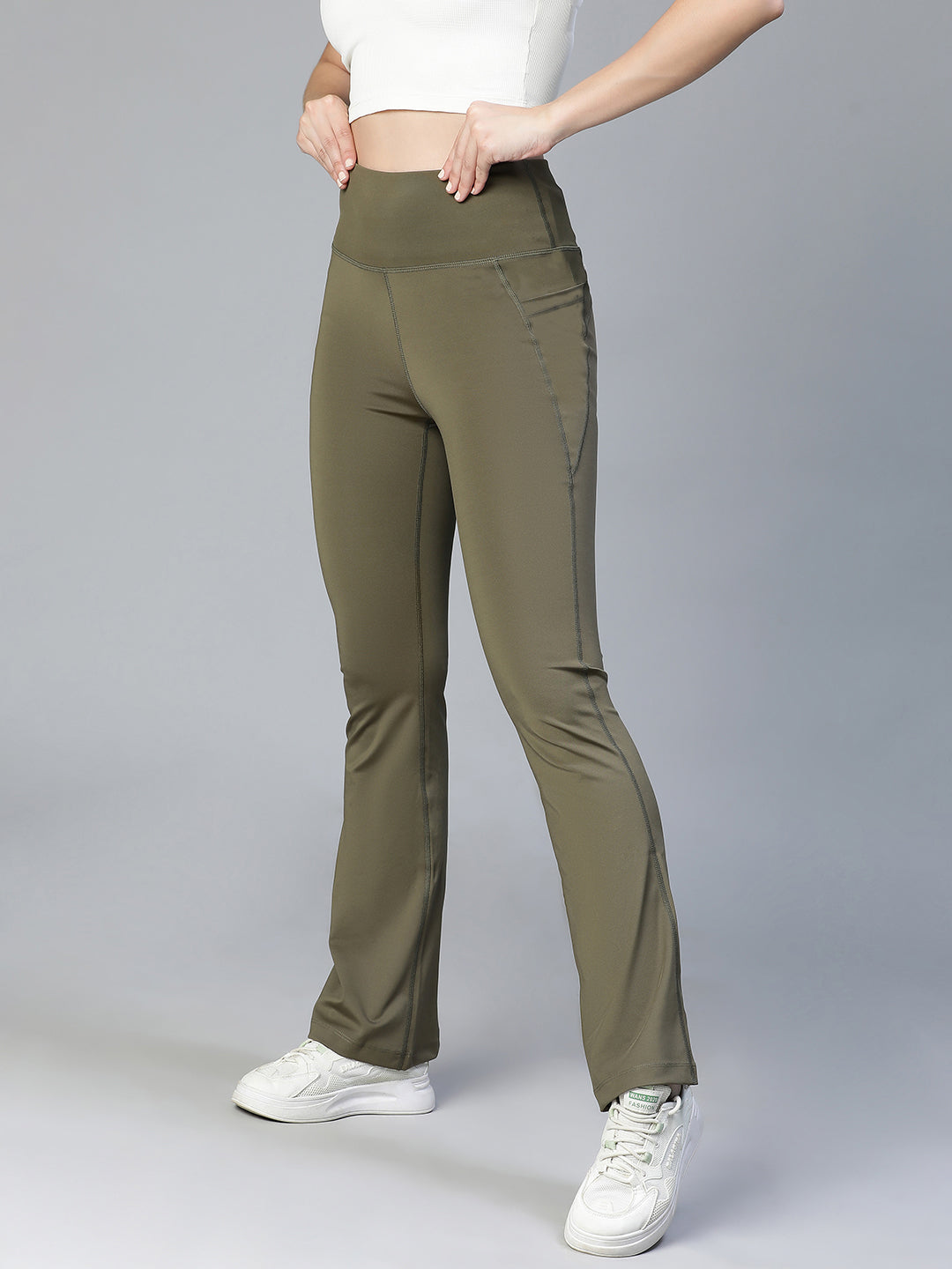 Active Sculpt Flare Pant Olive