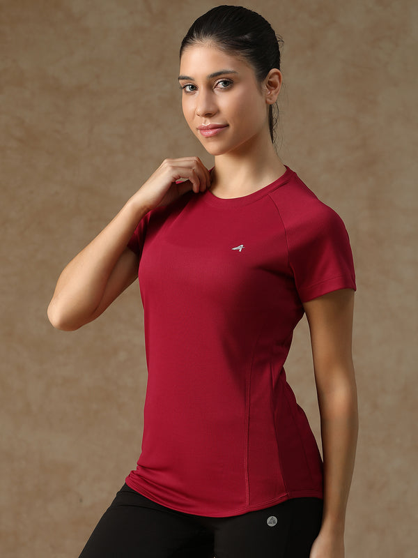 V Panel T-Shirt Maroon