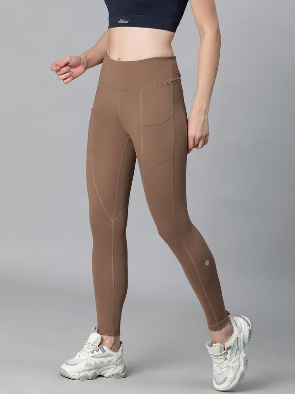 Streamline Legging Tan