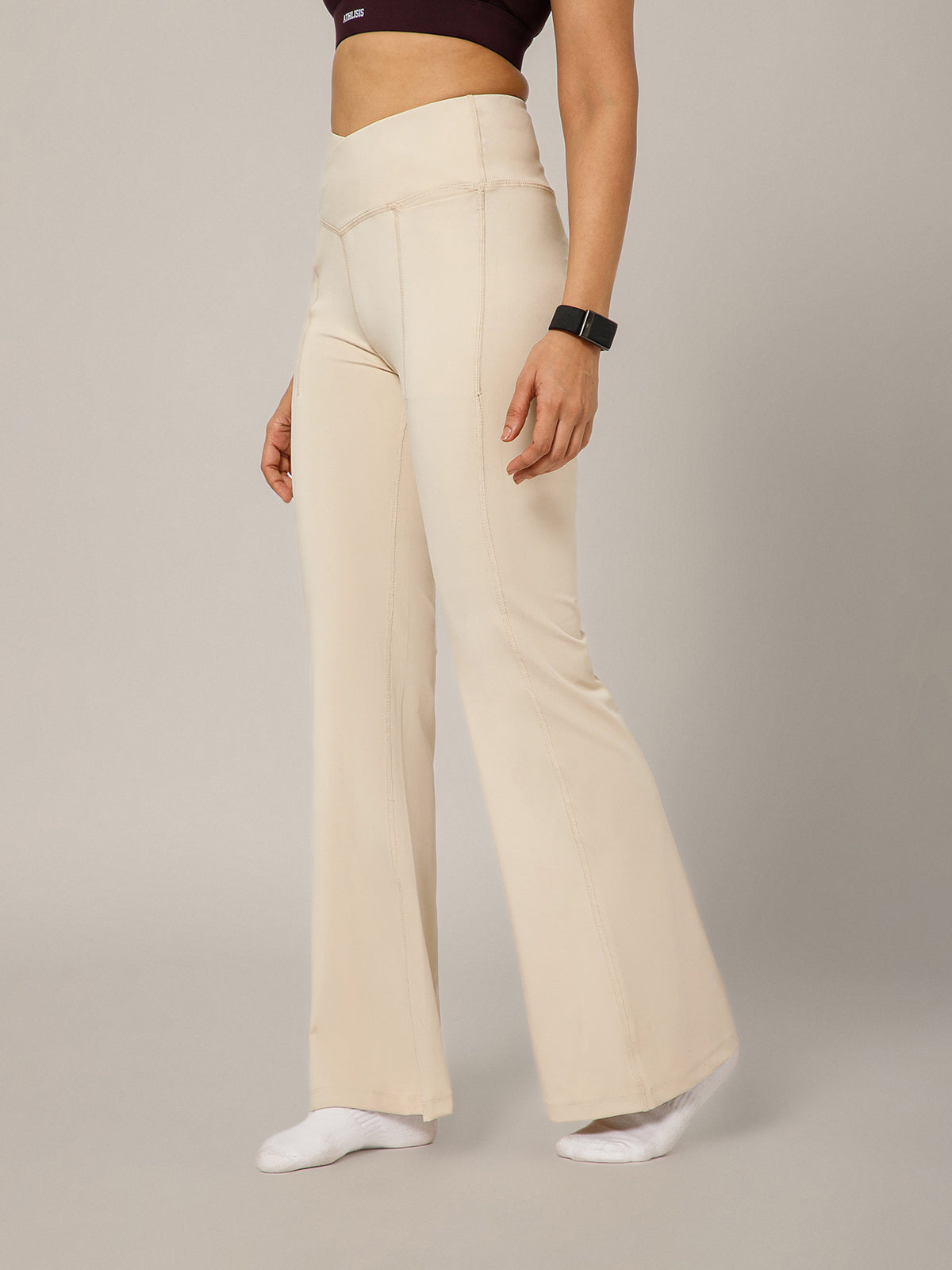 V-Band Go-To Wide Flare Pant Cream