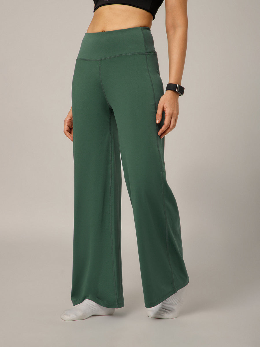On The Go Wide Flare Pant Forest Green
