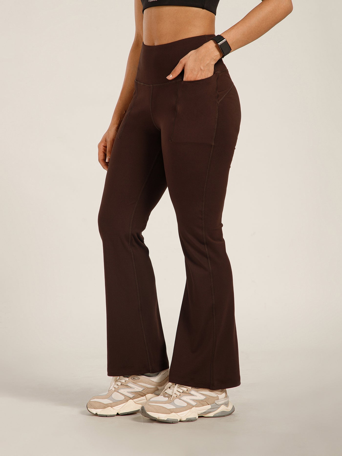 Defined Seam Flare Pant Brown