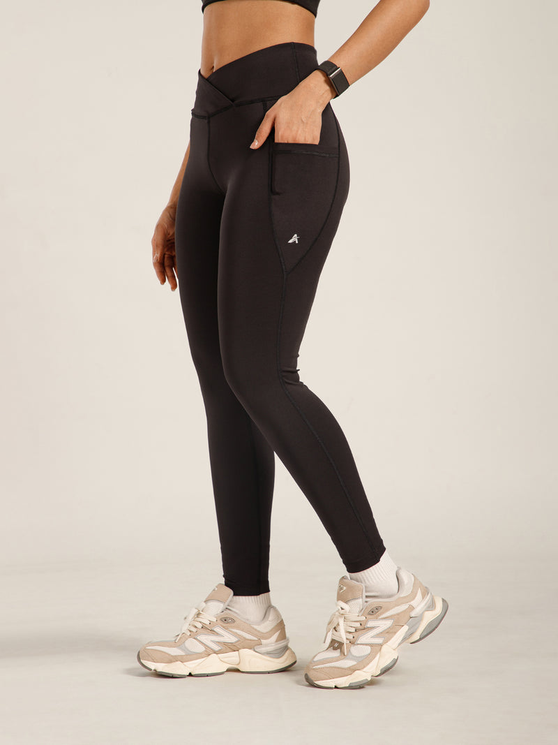 V-Front Legging Black