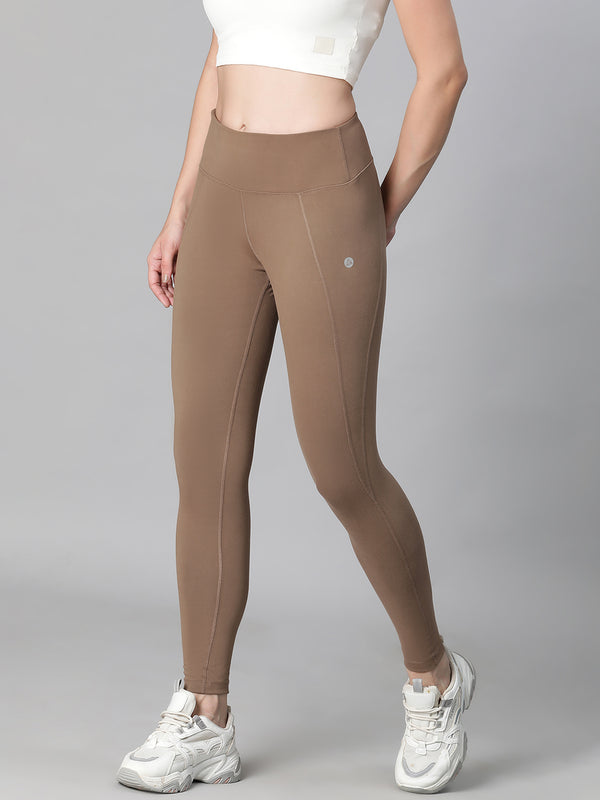 Essential High-Rise Leggings Tan
