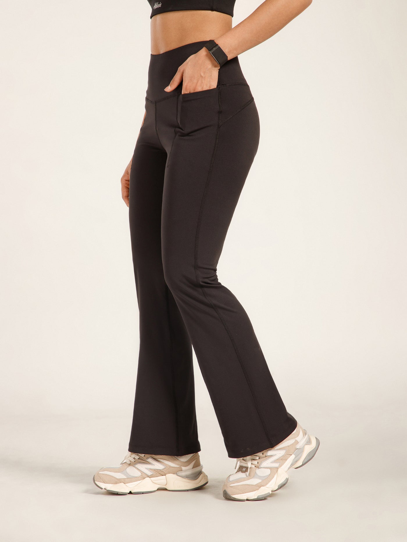 Defined Flare Pant Black