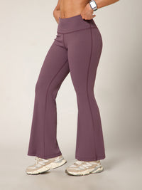 Ribbed Flare Pant Purple