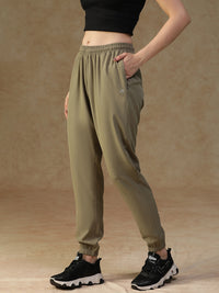NS Staple Jogger Olive