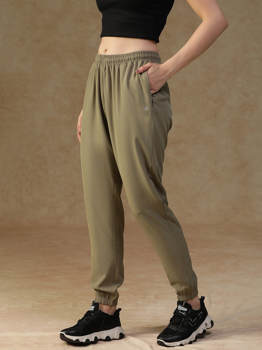 NS Staple Jogger Olive