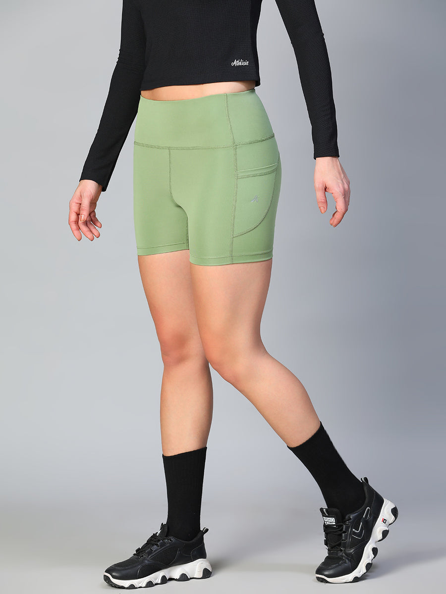 Aura Training Shorts Green