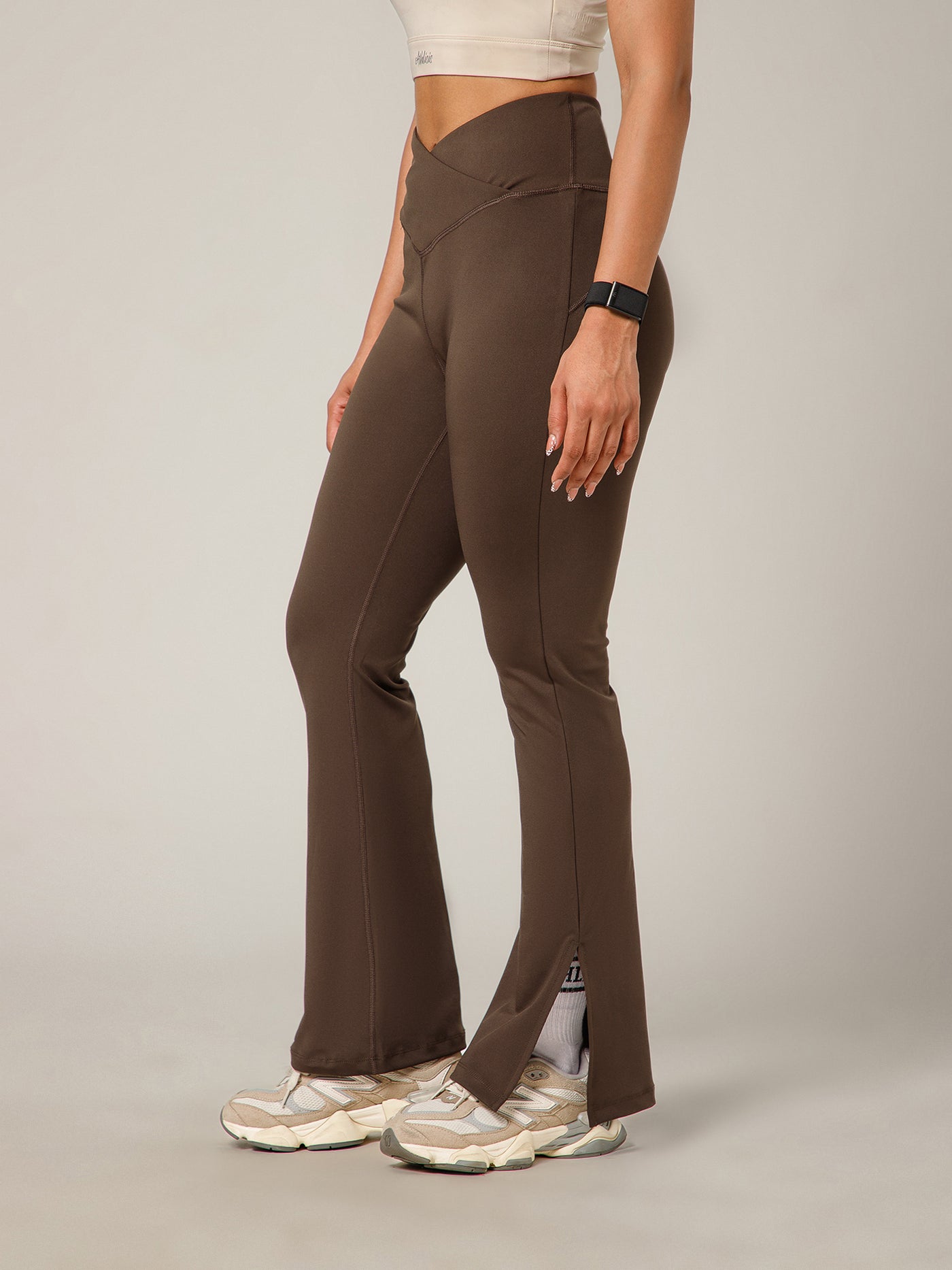 V-Shape Flare Pant Chocolate