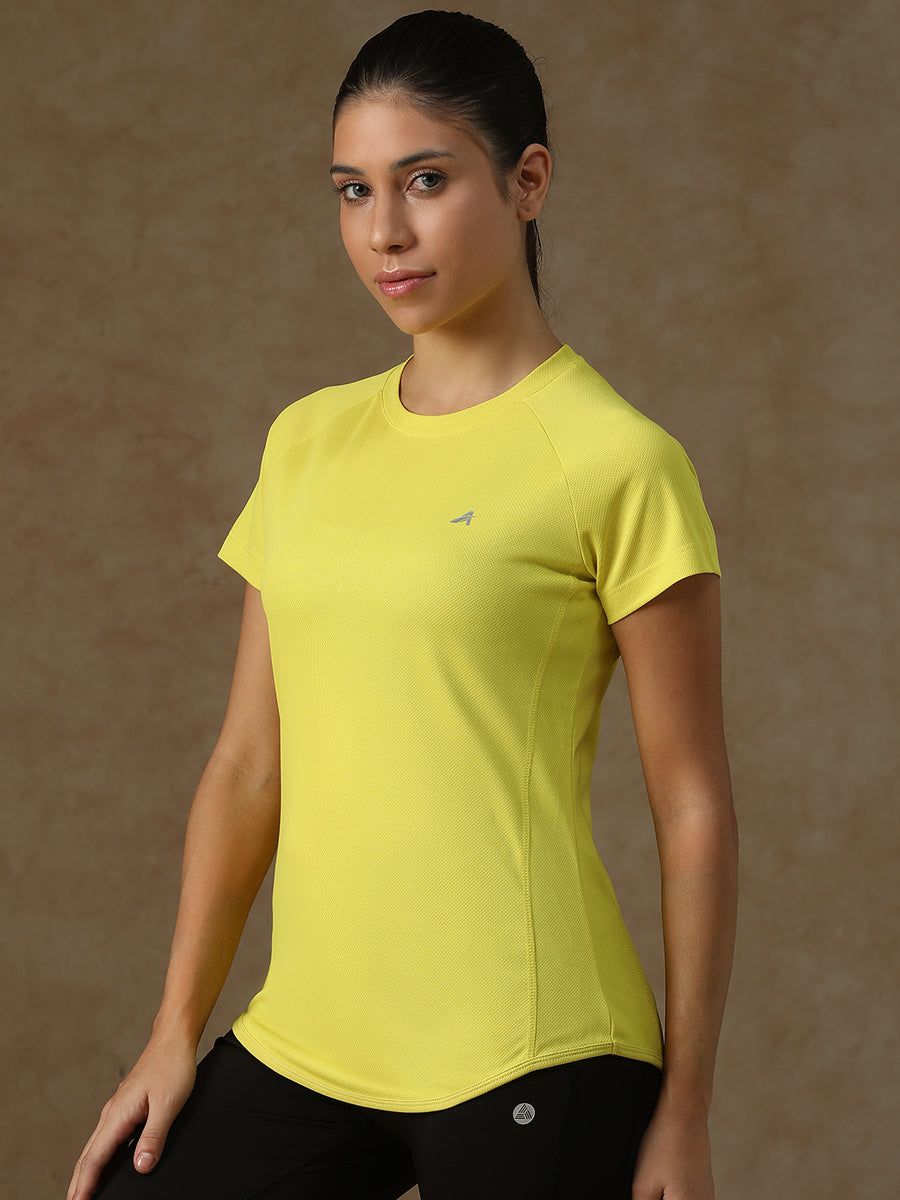 V Panel T-Shirt Yellow