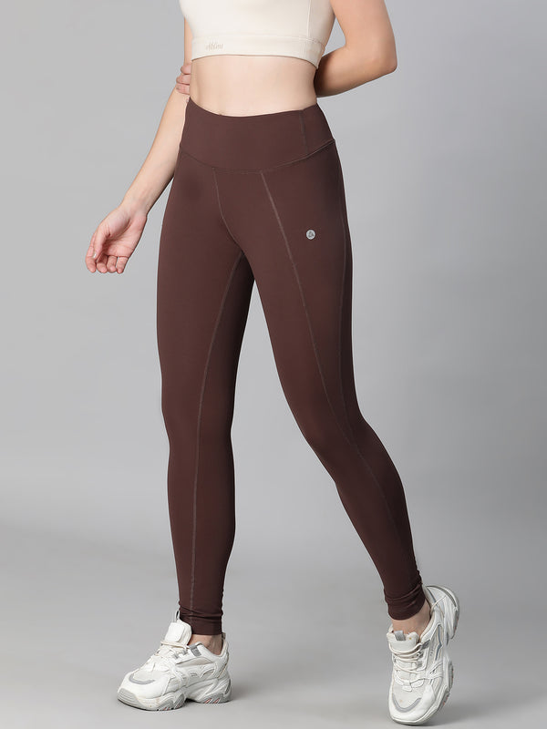 Essential High-Rise Leggings Brown