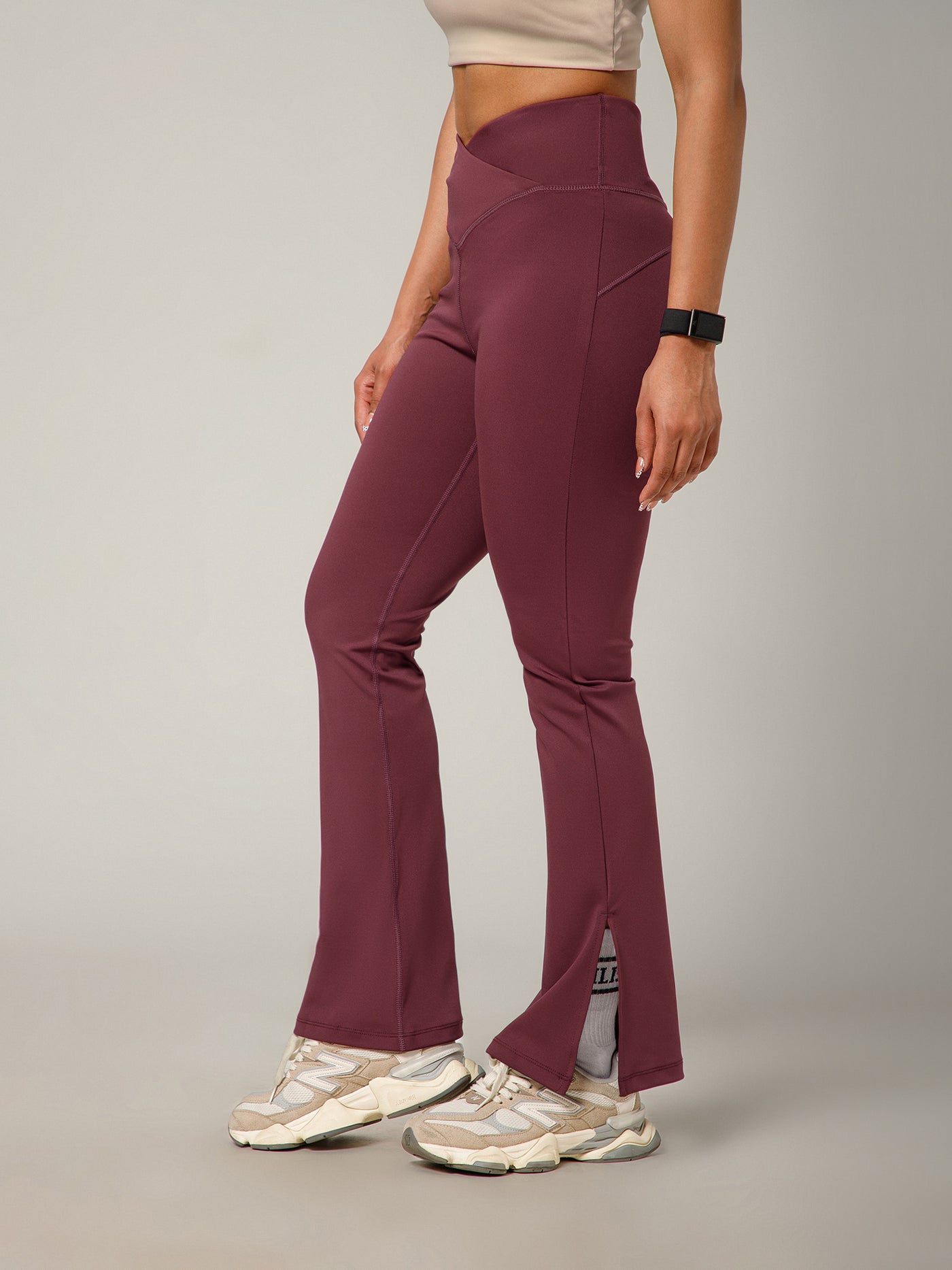 V-Shape Flare Pant Maroon