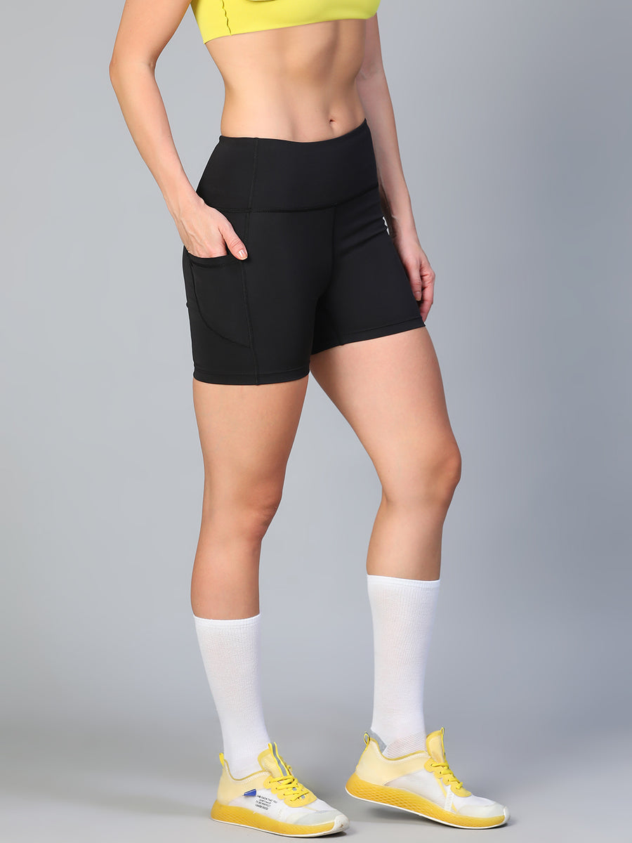 Aura Training Shorts Black