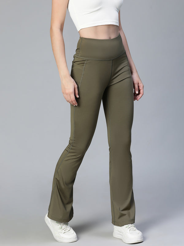 Active Sculpt Flare Pant Olive