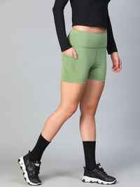 Aura Training Shorts Green