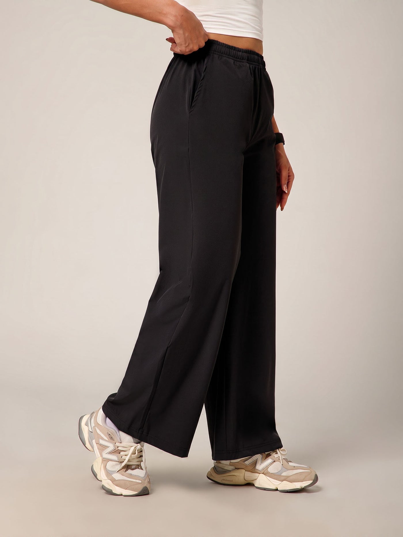 Elastic Waist Crinkle Baggy Pants Black