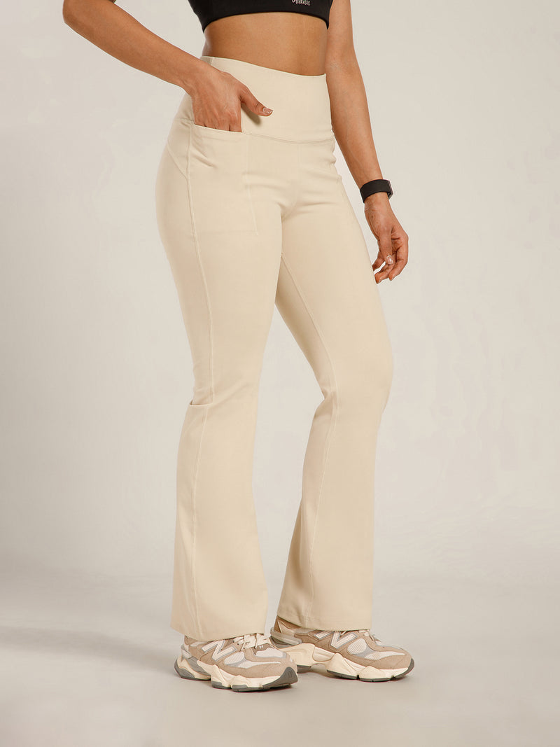 Defined Seam Flare Pant Cream