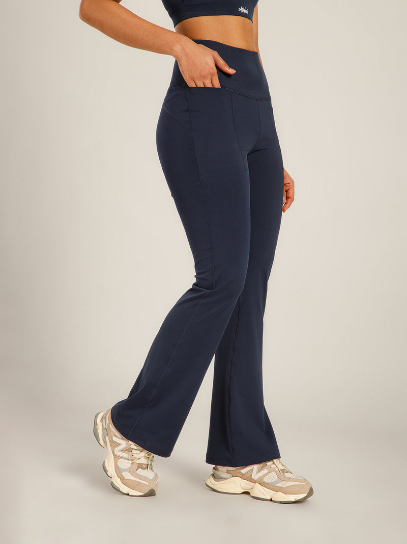 Defined Seam Flare Pant Navy