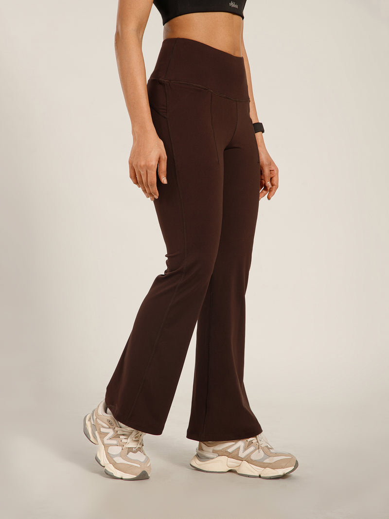 Defined Seam Flare Pant Brown