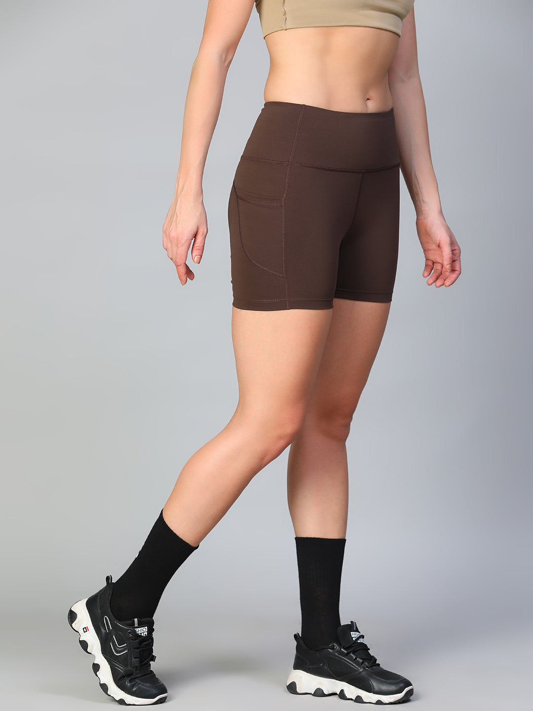 Aura Training Shorts Brown