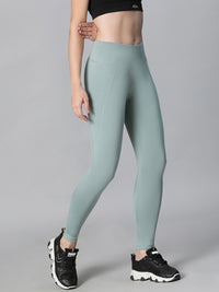 Essential High-Rise Leggings Pista Green