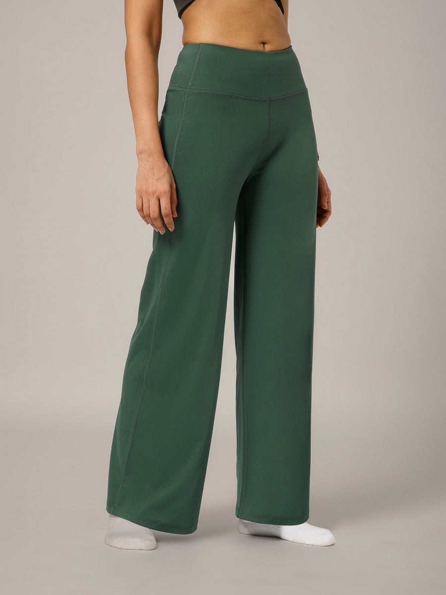 On The Go Wide Flare Pant Forest Green
