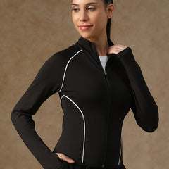 Flow Piping Jacket Black