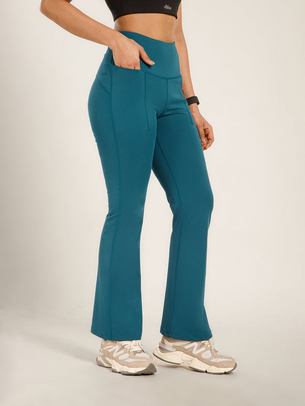 Defined Seam Flare Pant Teal
