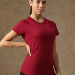 V Panel T-Shirt Maroon