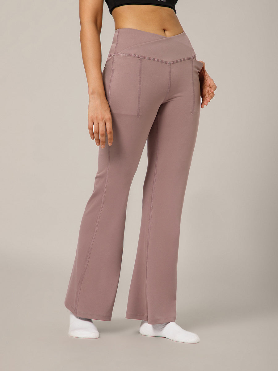 V-Band Go-To Wide Flare Pant Lavender