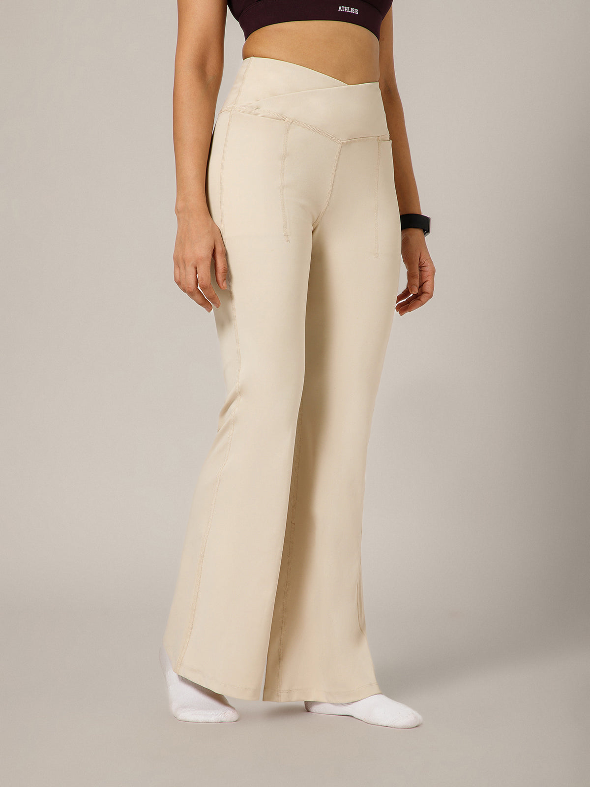 V-Band Go-To Wide Flare Pant Cream