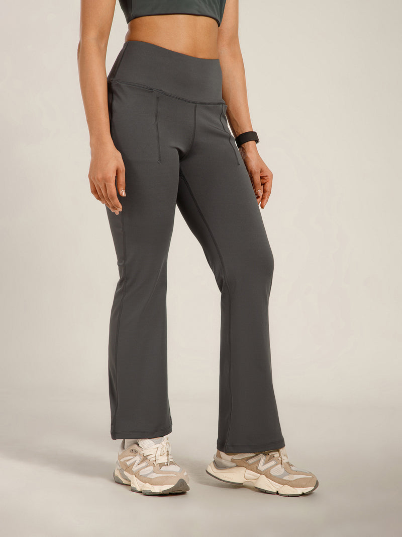 Defined Seam Flare Pant Grey