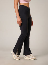 V-Shape Flare Pant Black