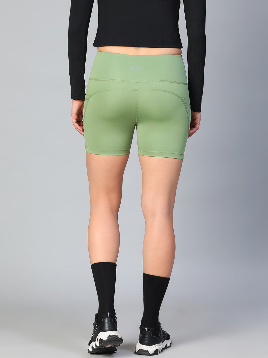 Aura Training Shorts Green