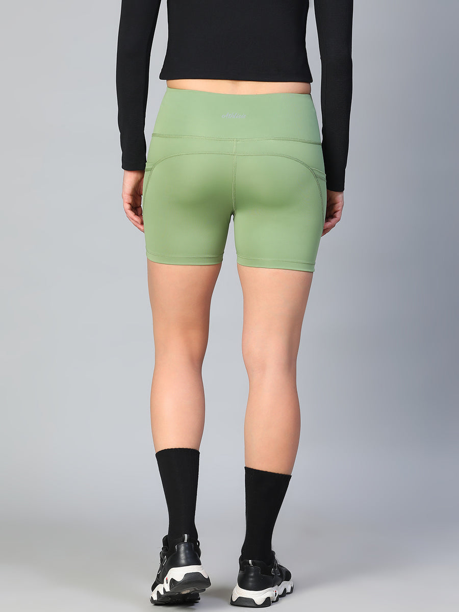 Aura Training Shorts Green