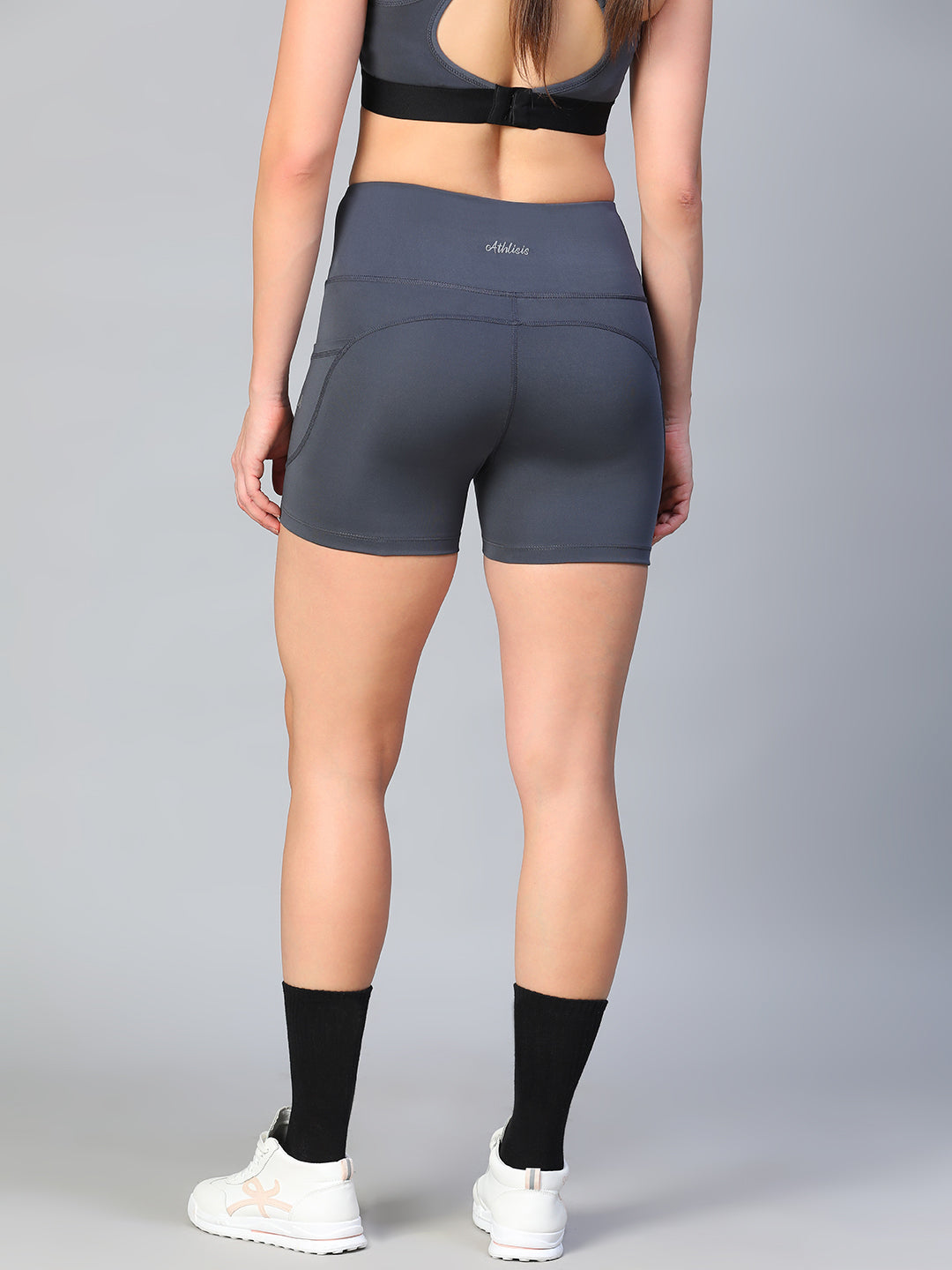 Aura Training Shorts Gray
