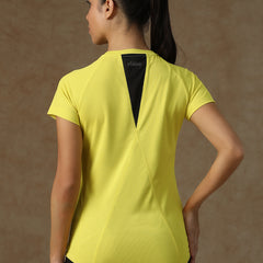 V Panel T-Shirt Yellow