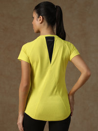 V Panel T-Shirt Yellow