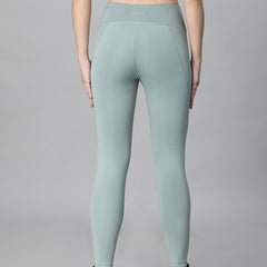 Essential High-Rise Leggings Pista Green